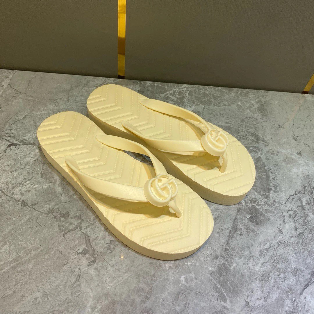 Burberry & chanel & Gucci slippers -4