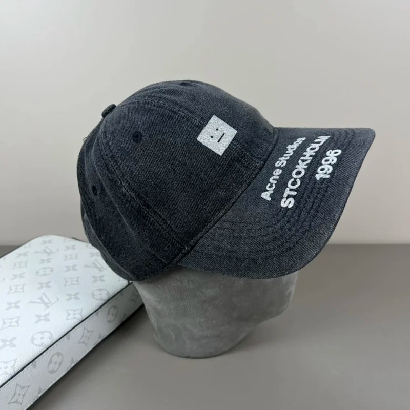Acne Studios -3