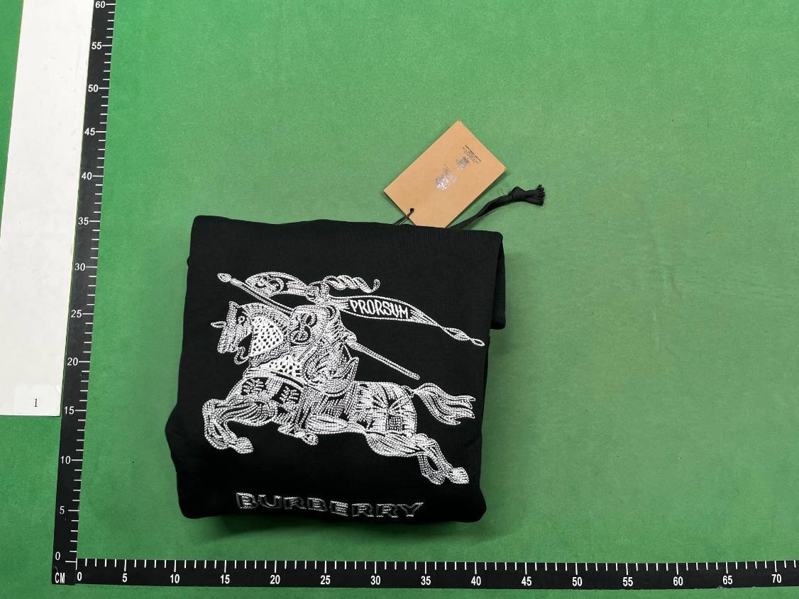 Burberry sweater -3