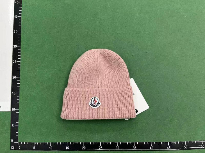 Moncler hat (40 CP) -4