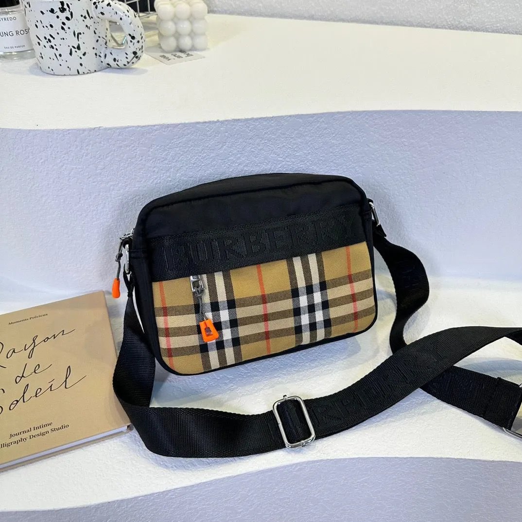 Burberry Bag -2
