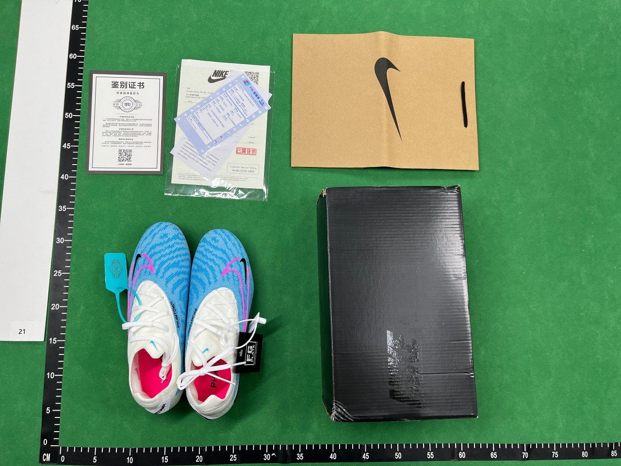 NIKE football boots -4