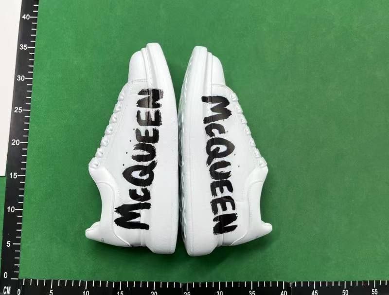 Alexander McQueen Oversized Sneakers [35 styles] -3