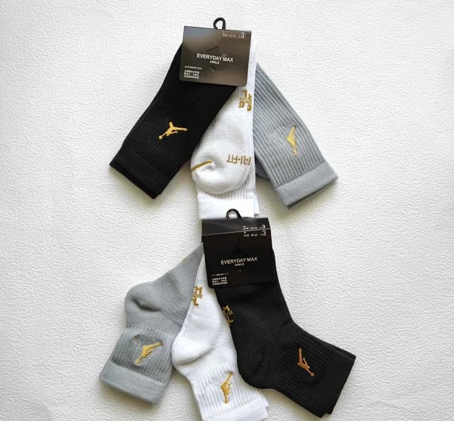 Jordan Everyday Max & Legacy Crew Socks [4 styles] -1