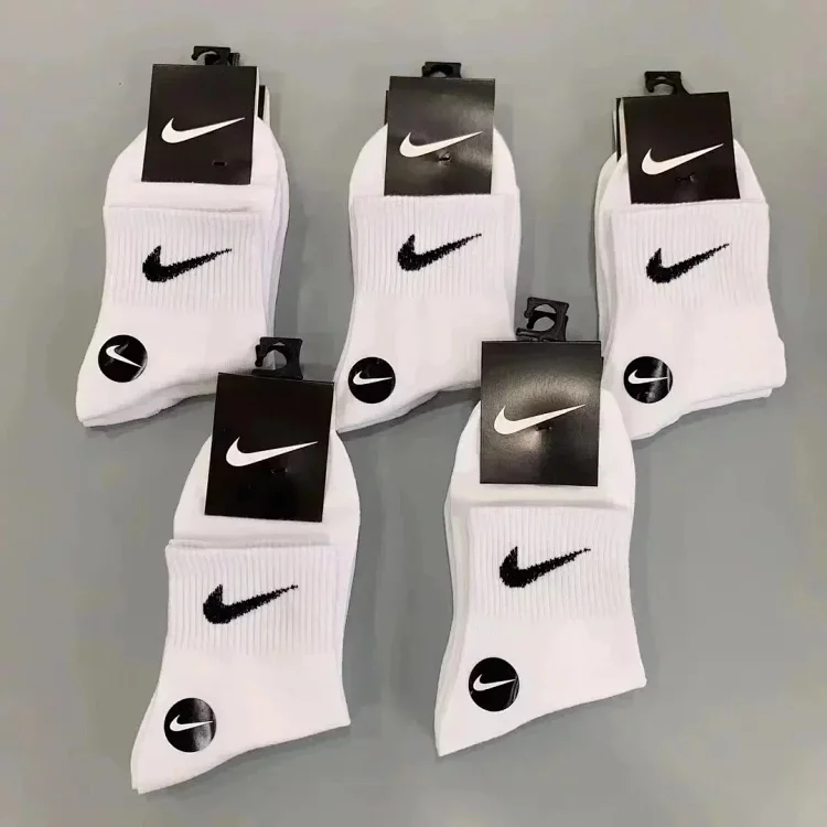 Nike Swoosh Crew Socks [11 sty