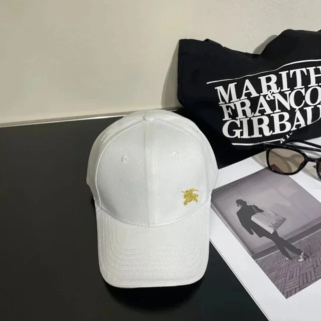 Burberry Vintage Check Monogram Baseball Cap [40 styles] -1