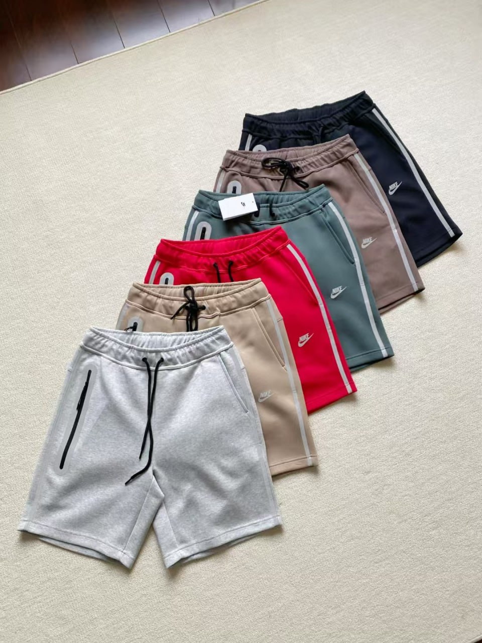 Nike Tech Fleece Shorts [40 styles]
