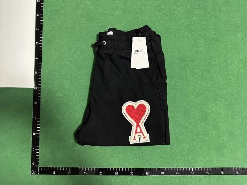 AMI Paris Coeur Logo Sweatpants [9 styles] -3