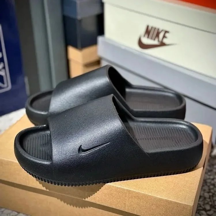 Nike Benassi Slide Sandals [14 styles]