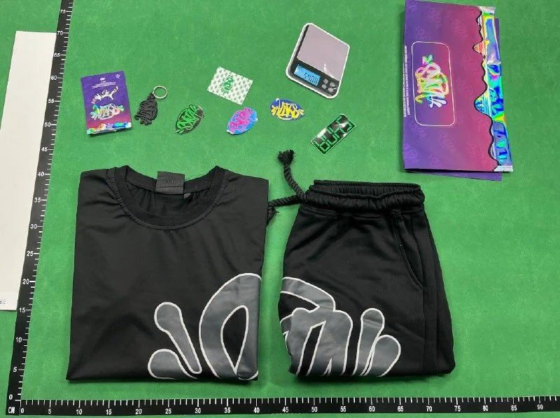Synaworld Suits -4