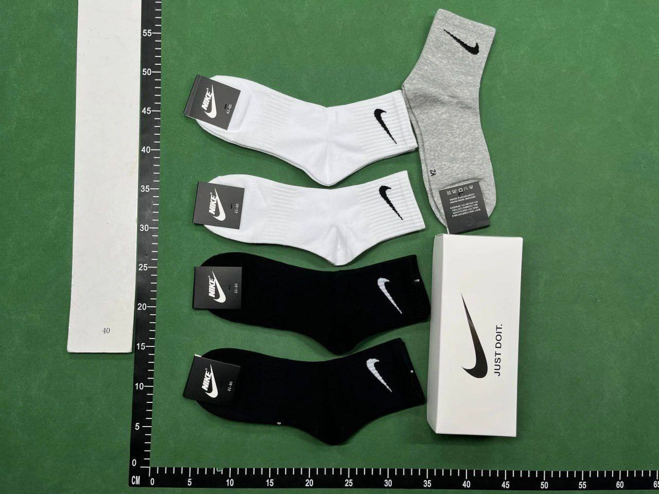 nike socks (35 CP) -2