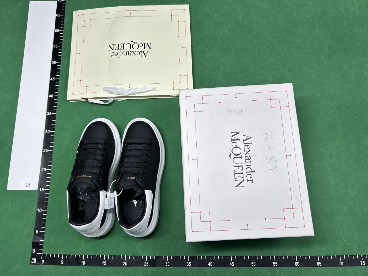 Alexander McQueen Oversized w8 -5
