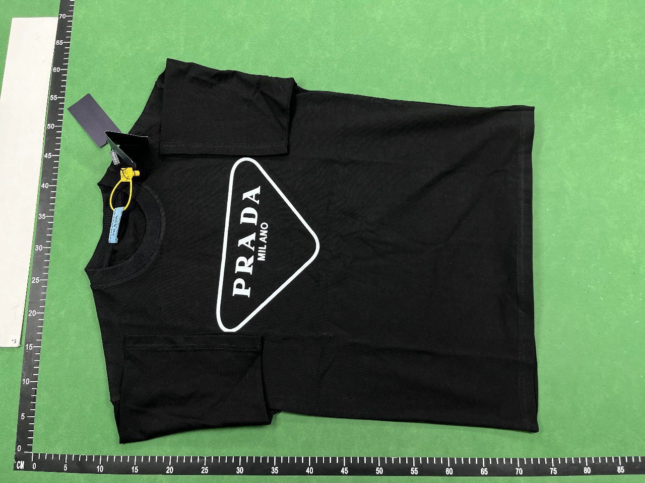 Prada T-shirt (37 CP) -2