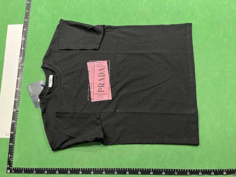 Prada T-shirt (37 CP) -3