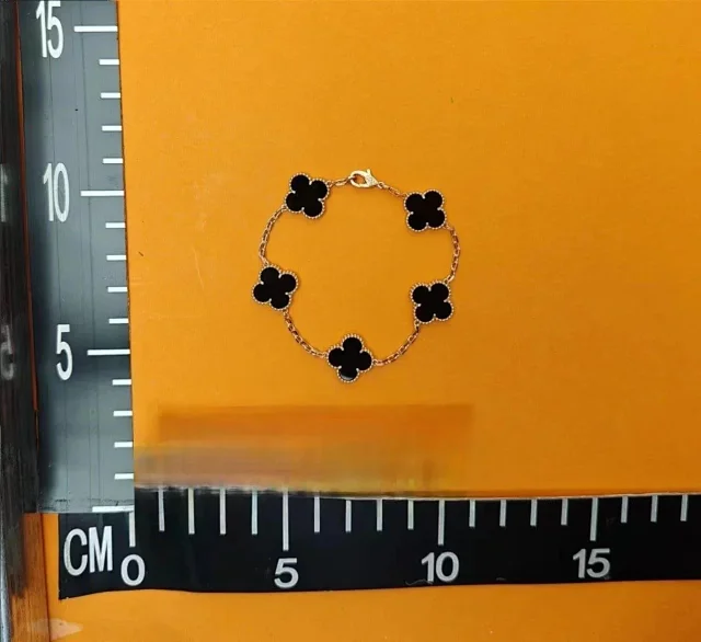 Four Leaf Clover Bracelet -3