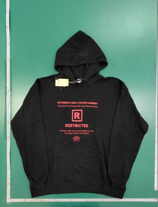 Vetements hoodie (34 CP) -5