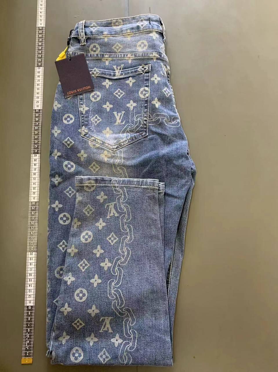 LV Jeans -1