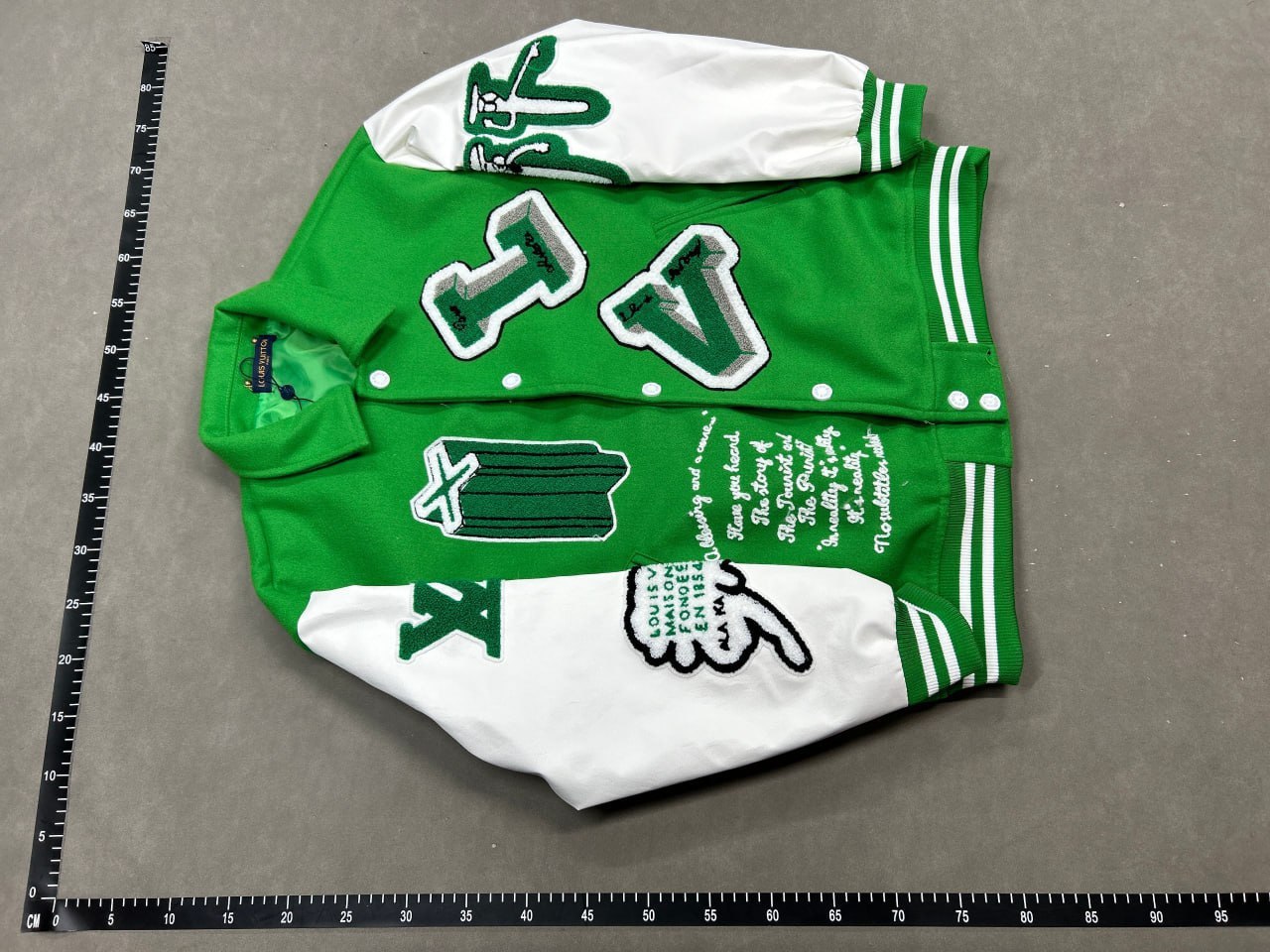acket（+40 Color -4