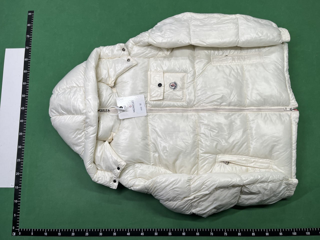 Moncler -3