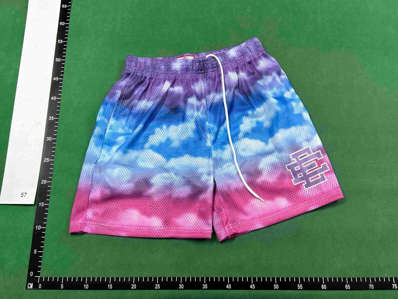 EE shorts -3