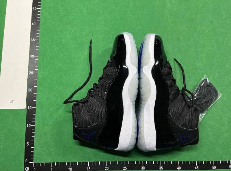 Jordan11 -5