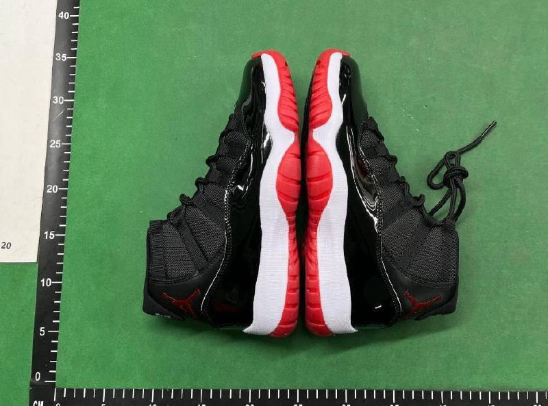 Jordan11 -4