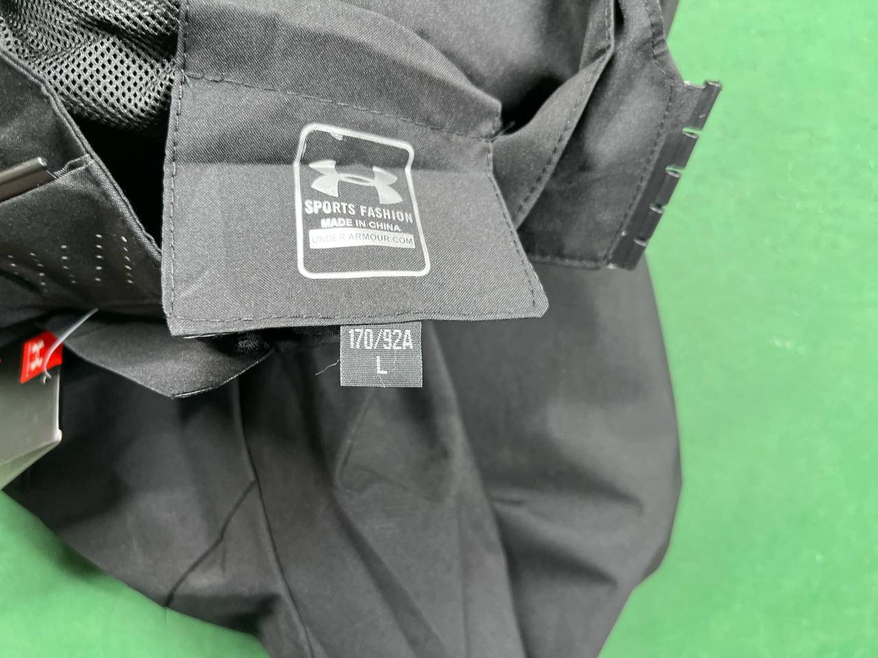 Under armor Windbreaker -5