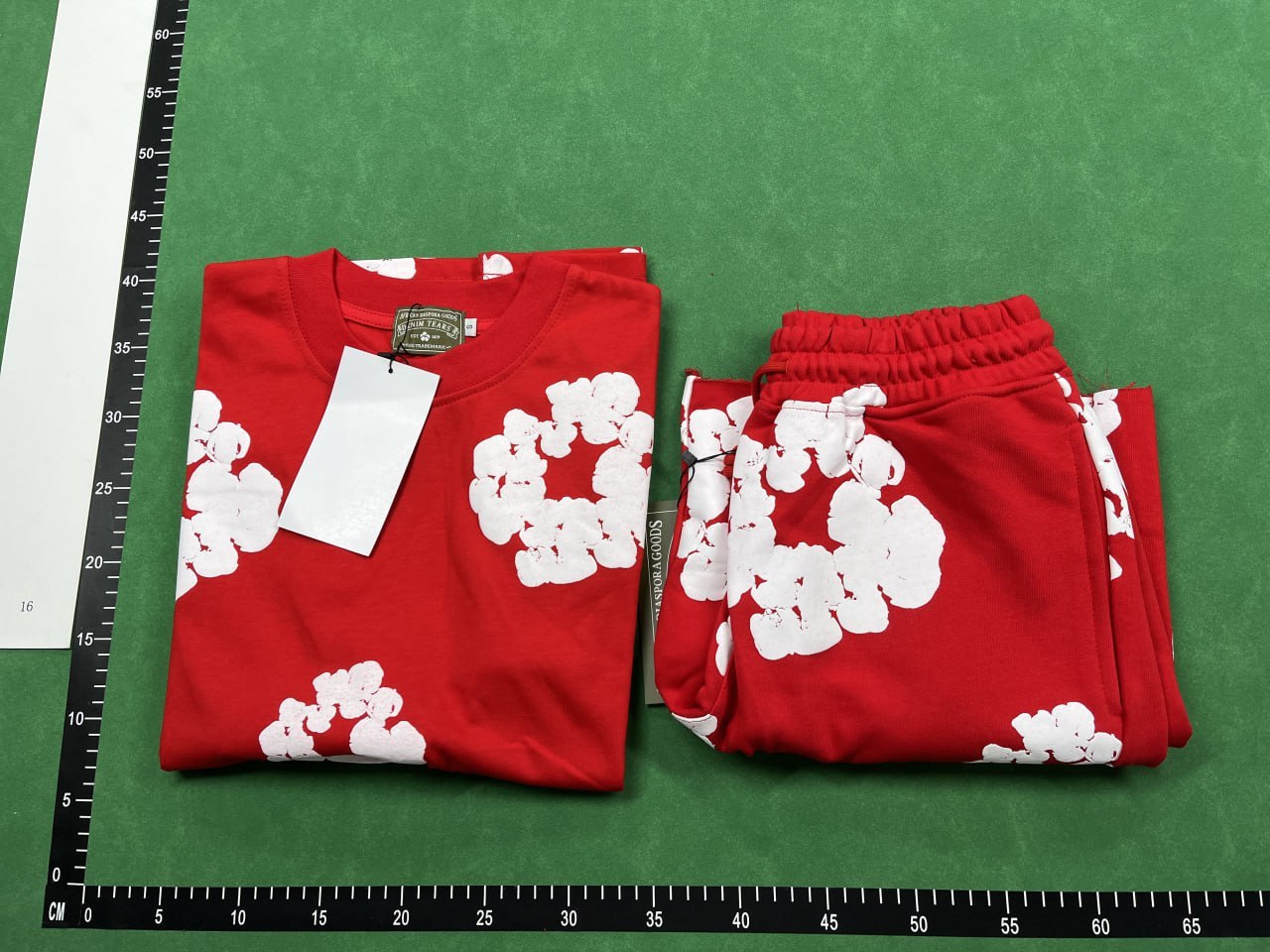 Denim Tears T-Shirt + Shorts -2