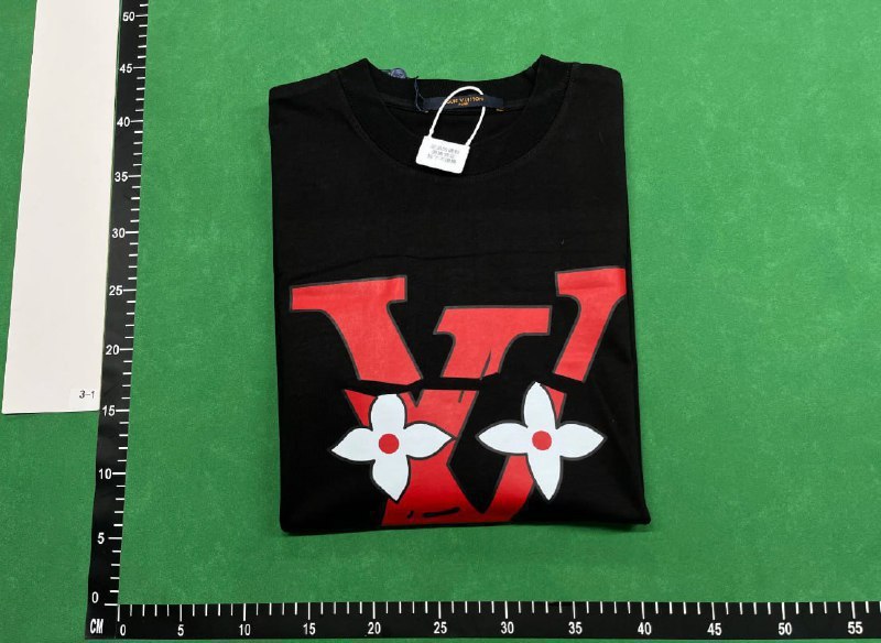 LV T-shirt（30 -4