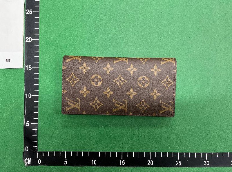lv wallet -2