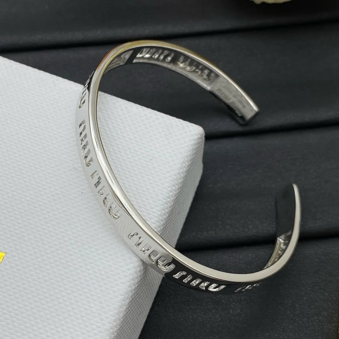 bracelet -1
